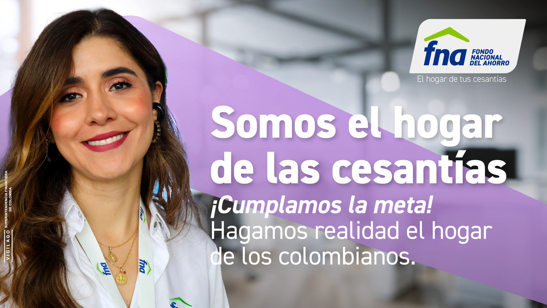 Imagen de presidenta del FNA sonriendo