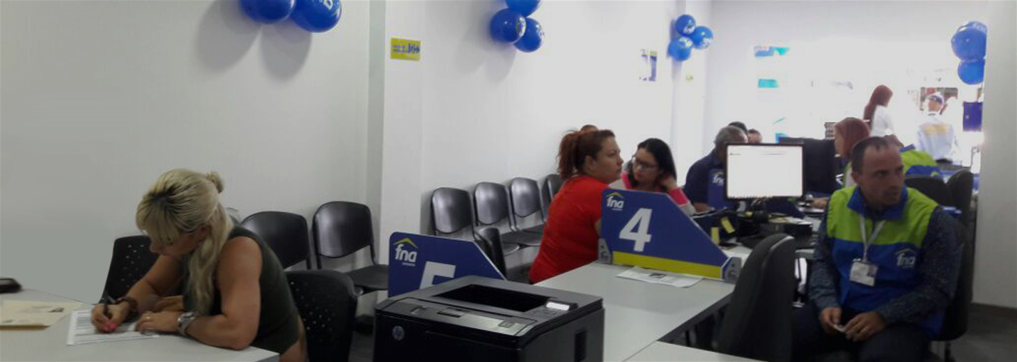 Nuevo punto de atención del FNA en Bello, Antioquia presta servicio al cliente 