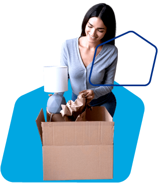 Imagen de una ingeniera con mirando una tablet